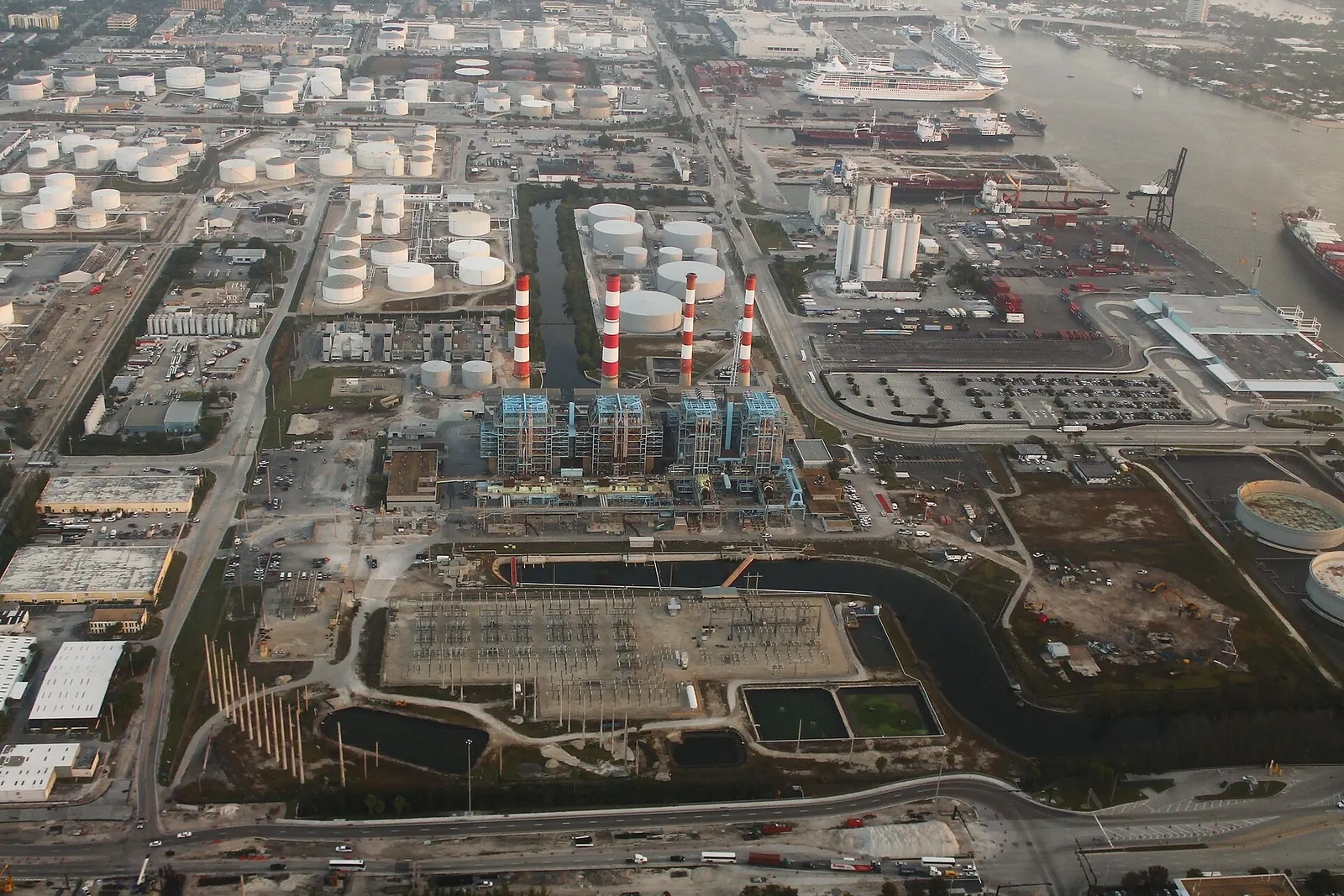 FPL's Port Everglades power plant from the air in 2011, before its old smokestacks came down in 2013.